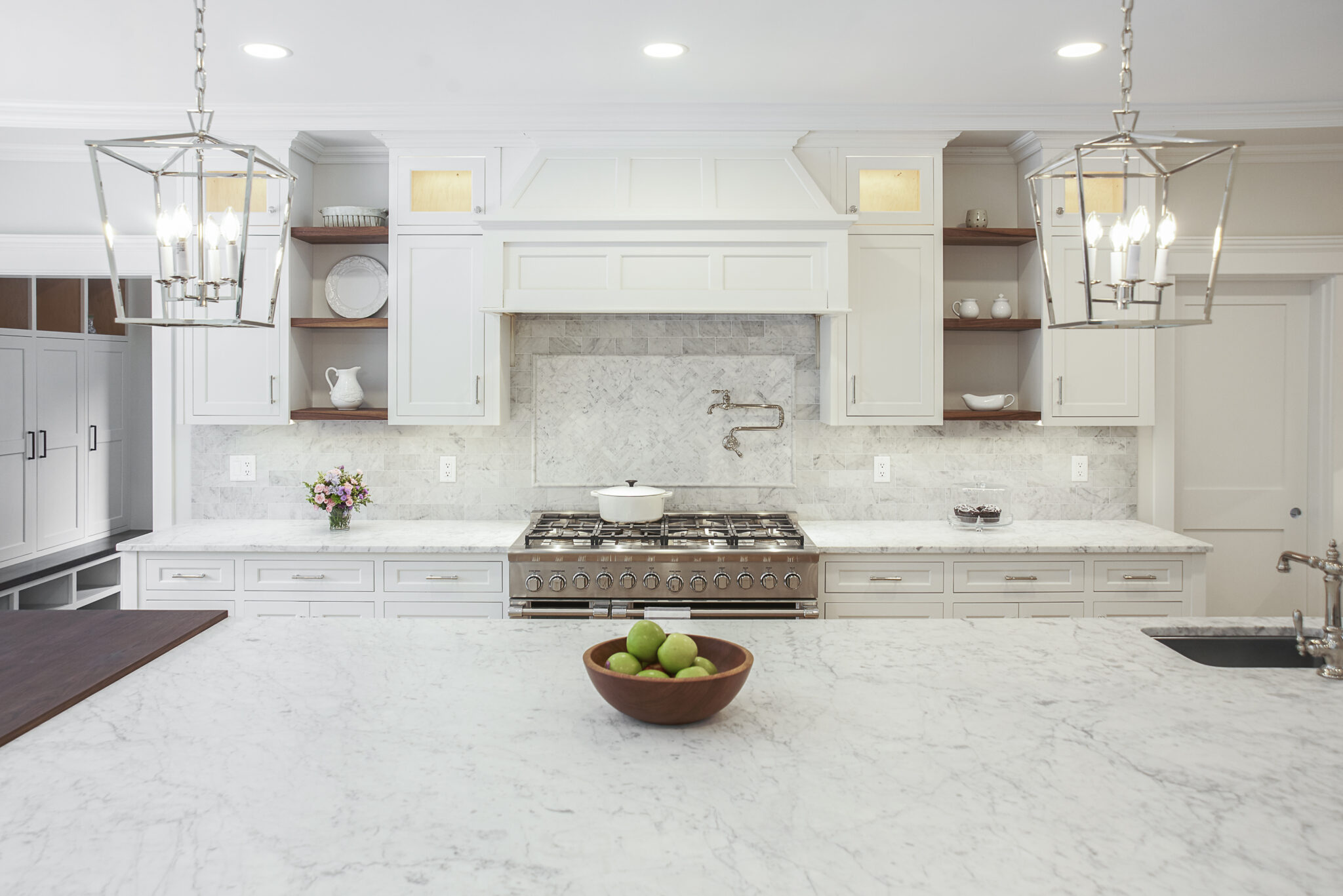 Traditional Coastal Kitchen Remodel by Custom Crafted Homes project photo